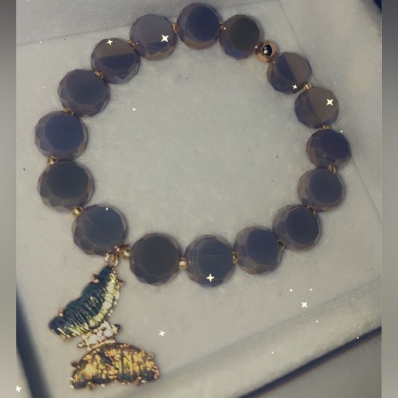 Fantasy - Picture 17 of 17